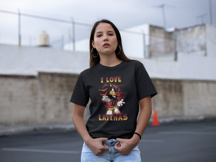Woman wearing a t-shirt with Shadow the Hedgehog. The words "I Love Latinas" are written across the shirt.